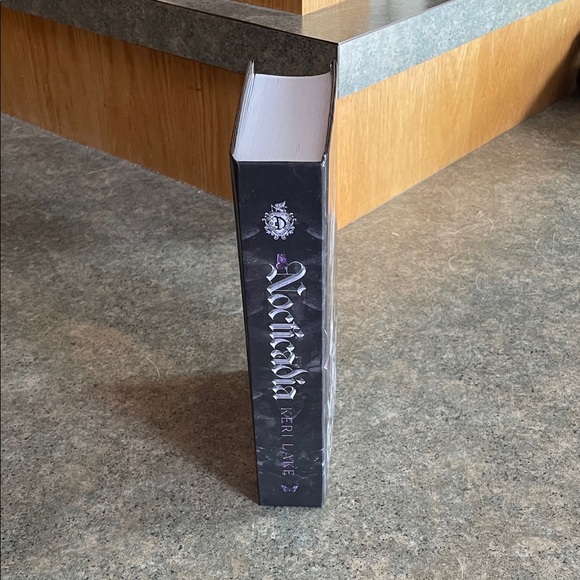 Sold - Pango - Picture 3 of 10